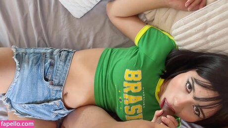 shawtylanna model nude image