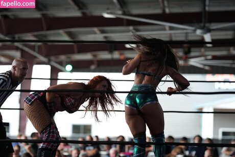 Kaci Lennox actress photos