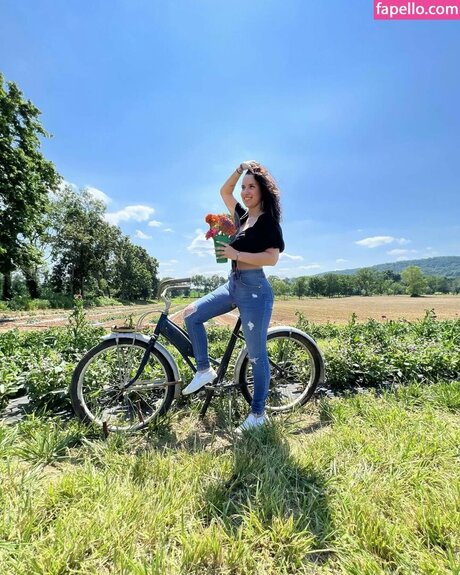 Sierra Elizabeth nice star gallery