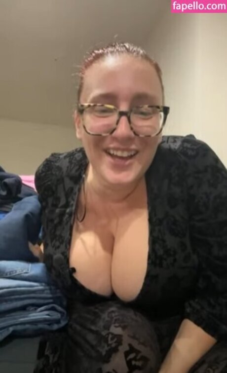 RefashionedHippie pornstar nudes archive