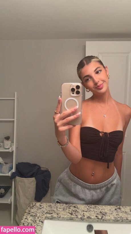 Lyla Lane pornstar adult pic