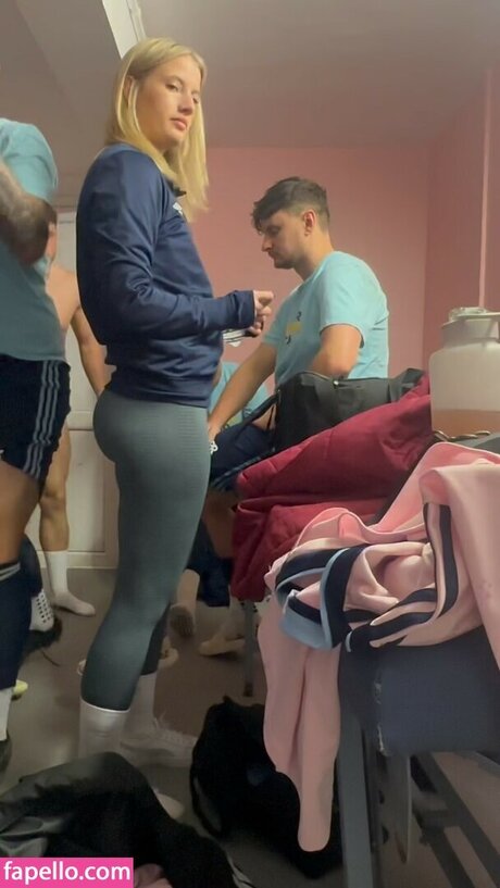 Issy Anderson perfect actress archive