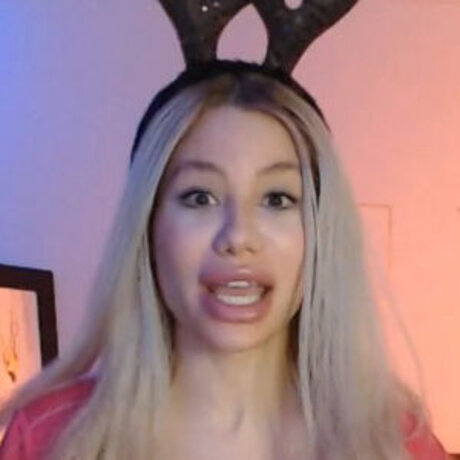 Hannah Capasso model perfect image