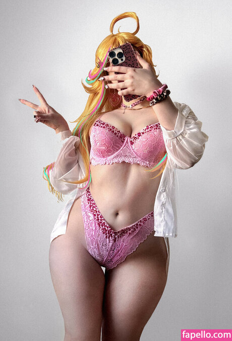 Qiandaiyiyu star pretty picture