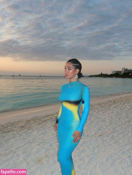 adolladola star naked pictures