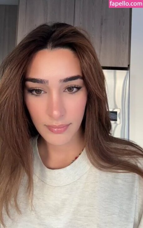 adolladola pornstar hot photos