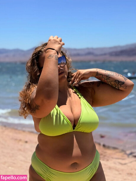 Mikayla Shea hot star image