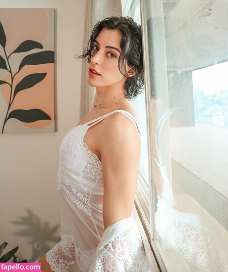 Zelonguinho beautiful actress galleries