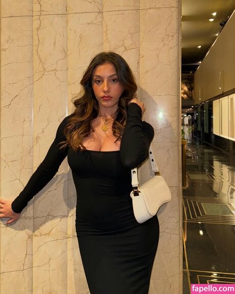 Nihad Sadat erotic model images