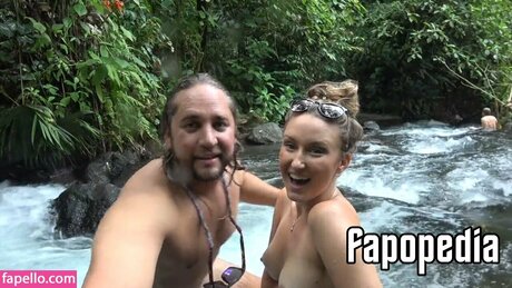 Aubrey Wilson art model img