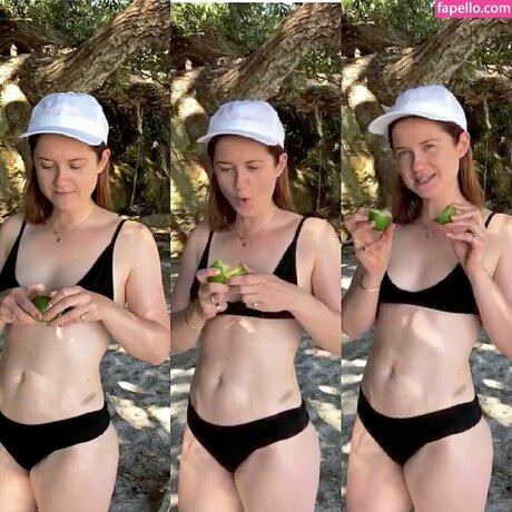 Bonnie Right star xxx pics