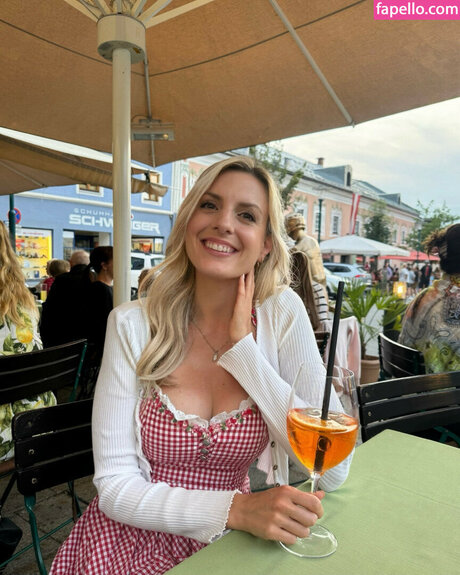 janina ejt model nudes pics