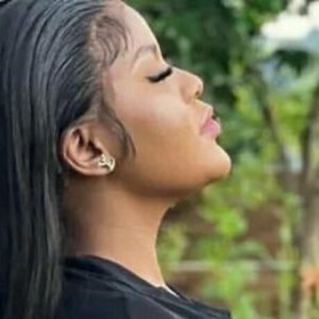 littest 2001 pornographic actress photos