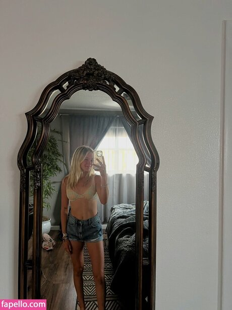 Amber Schulz star adult galleries