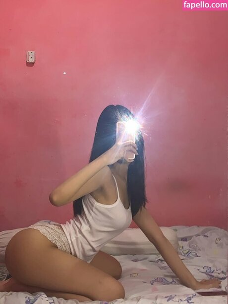 axfa qq naked actress gallery