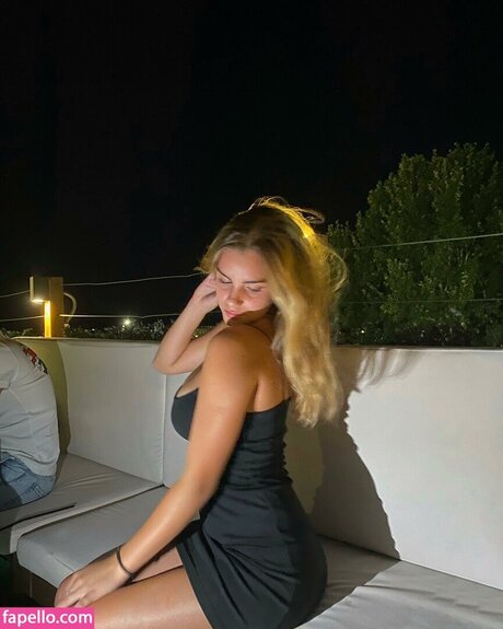 __lara sofia top star images