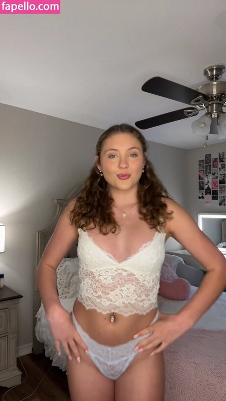 Olivia Mitchell pornstar high quality picture