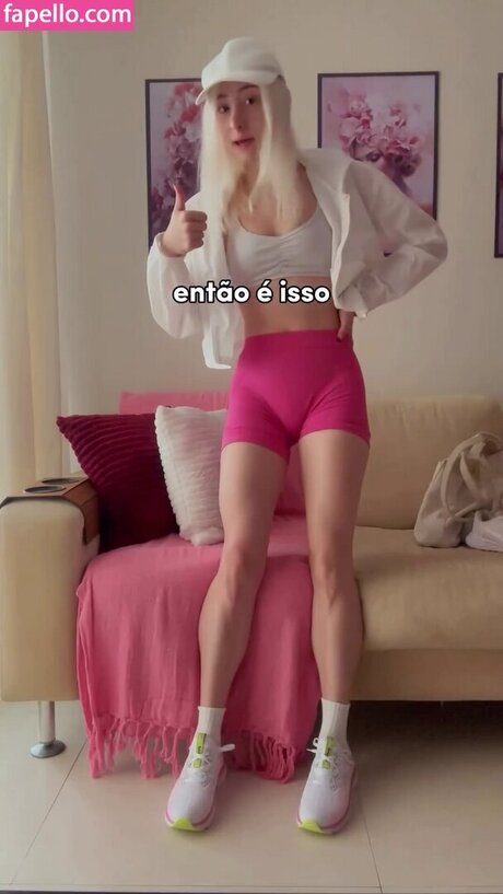 Renata Schneider sexy star photos