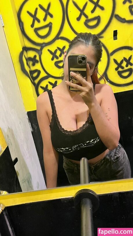 Vickjoy exclusive model archive