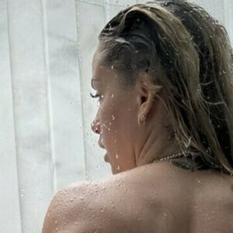 hiiandrea star nude gallery