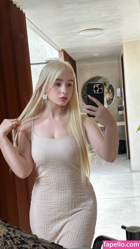 Bulebarbie official erotic model images