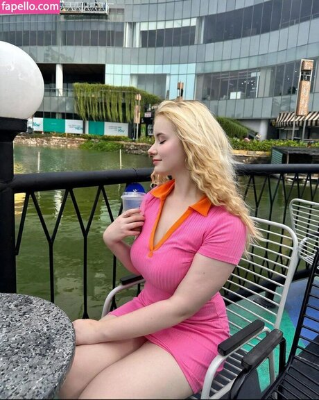 Bulebarbie official star xxx galleries