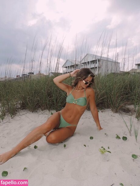 Sophia Sentner model best pic