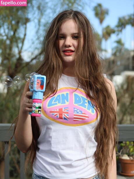 Isabella Ardley free actress gallery