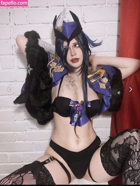 Electro Alice sexy actress archive