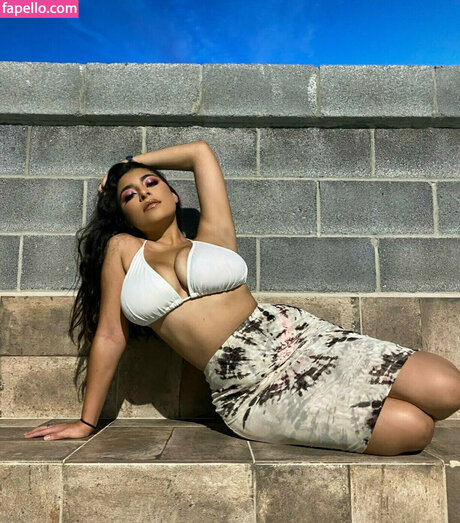 jolie23x pornstar top pictures