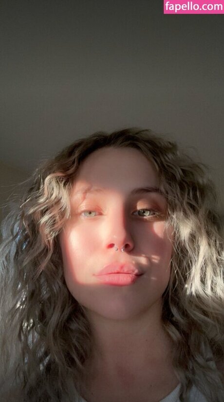 Araya Rose erotic model pictures