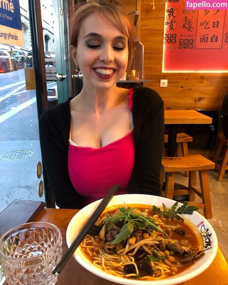 Serena Skybourne pornstar exclusive image