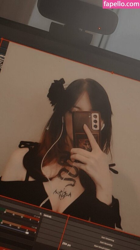 Sm0ltiddym0thgf nice model pictures