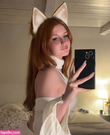 Natahrie hot model pics