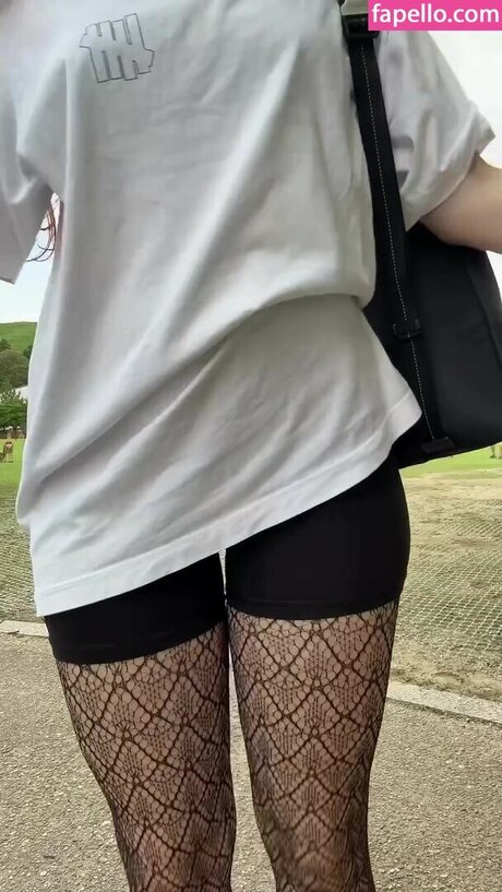 HeyMissTeacher model porn archive