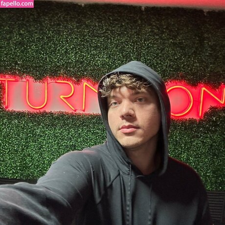 Luke Cooper exclusive star gallery