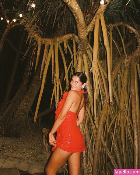 Meghna Kaur nude model img