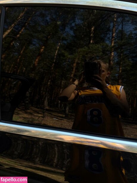 Dasha Grivina nude actress img