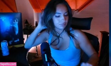 Honeyxxo pornstar erotic gallery