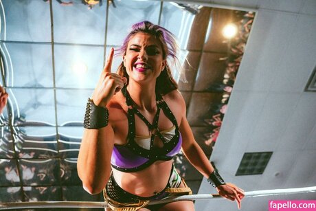 Lena Kross star best image