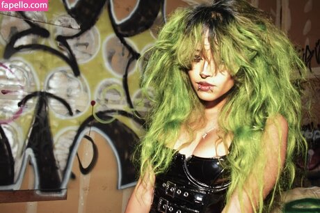 ka1bra star sexy galleries