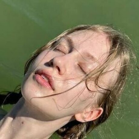 evija lace xxx actress gallery