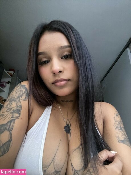 shalydaniela xxx model pics