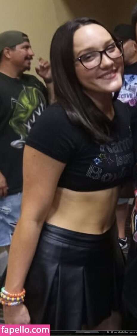 Izzy Moreno hot pornstar gallery