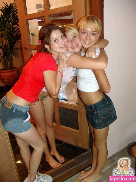 Little Summer hot actress photo