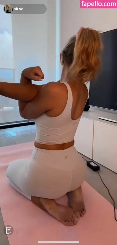 heyitssoph01 hot actress images