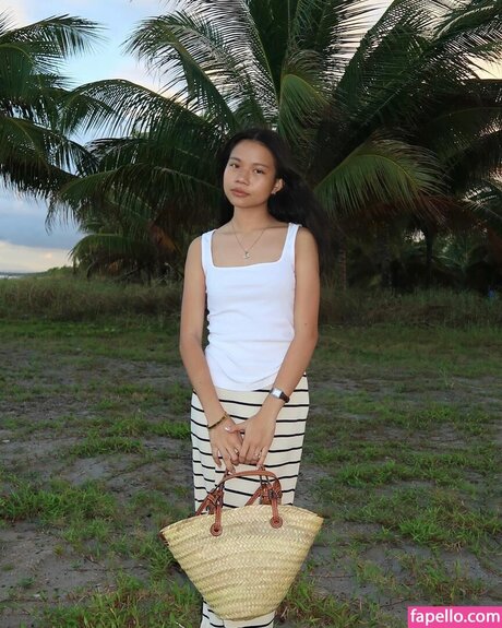 ThaiAndFrench star sexy pictures