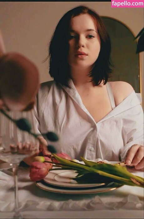 ThuBoppre exclusive actress galleries