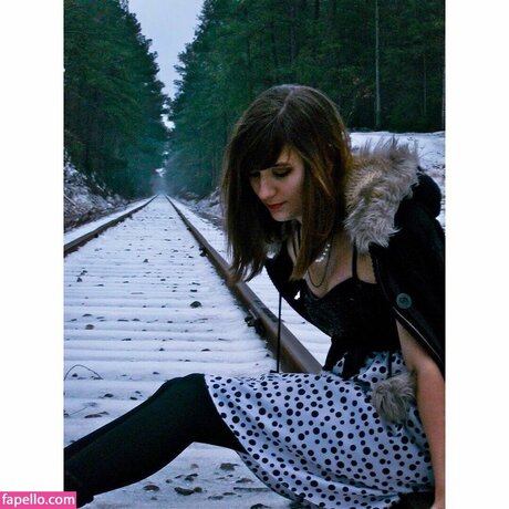 Brizzy Voices hot model photos