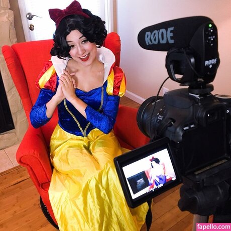 Brizzy Voices model sex image